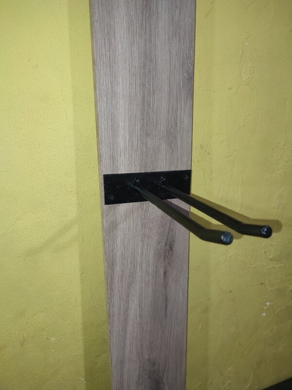 Soporte para escobas trapeadores